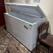 Tefcold Chest Freezer, 240volts, 1500mm x 600mm x 910mm (location in building: ground floor)