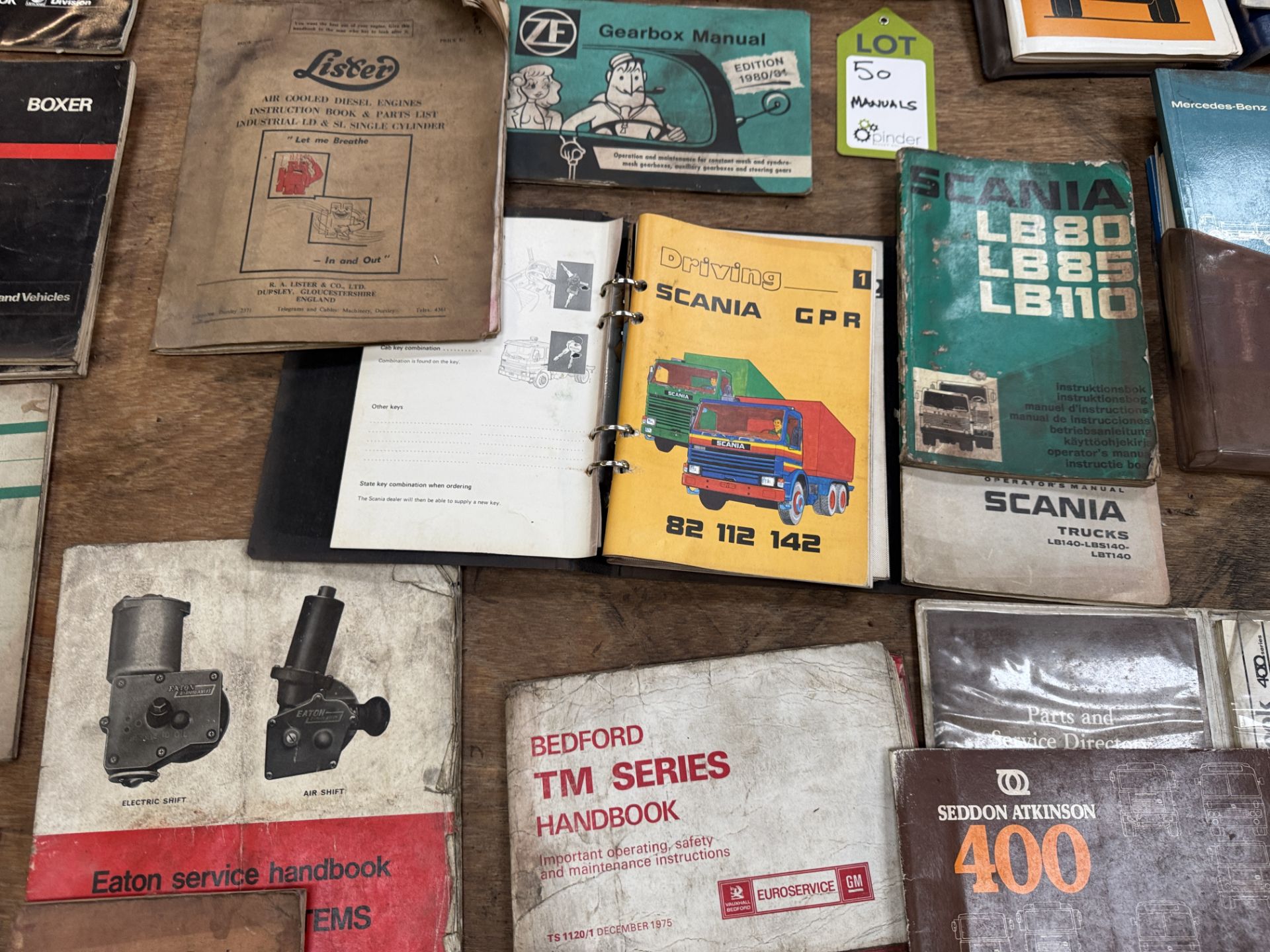 Approx. 60 various vintage and classic Commercial Vehicle, Car, Tractor and Van Manuals - Image 6 of 21