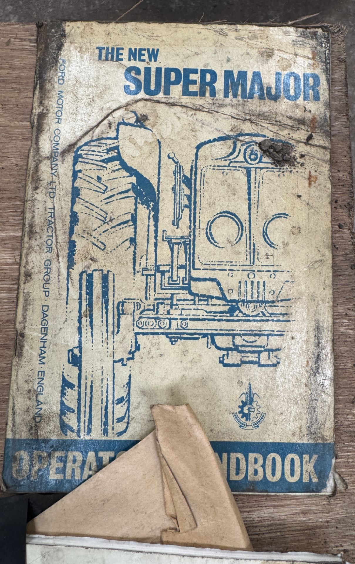Approx. 60 various vintage and classic Commercial Vehicle, Car, Tractor and Van Manuals - Image 18 of 21