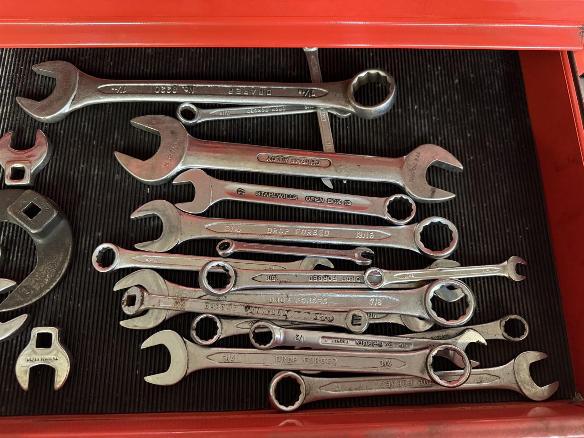 Taskmaster mobile Tool Box and Contents including sockets, spanners ...