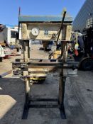 Laycock 29646 hydraulic Workshop Press, 60tonnes m