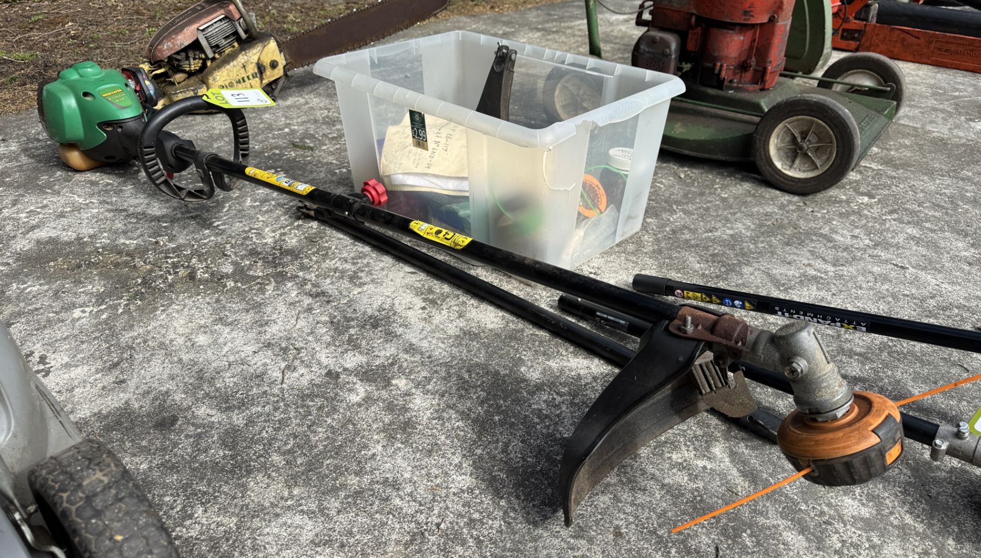 Husqvarna WT255CLS petrol Brush Cutter with interchangeable edge cutter and chain saw attachments, - Image 2 of 12
