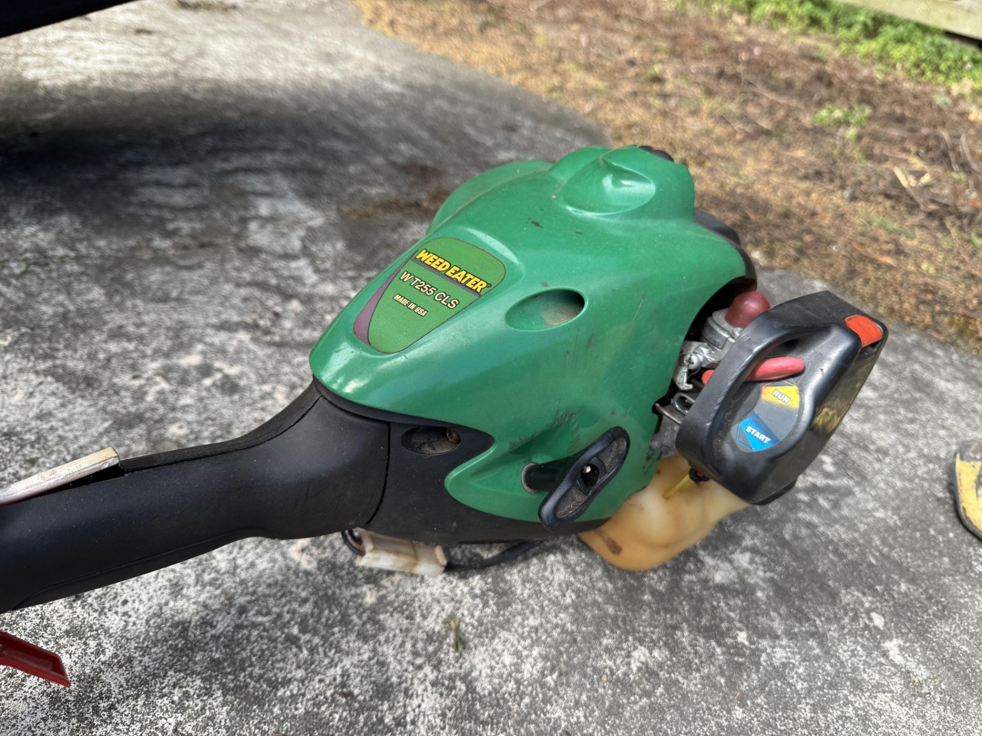 Husqvarna WT255CLS petrol Brush Cutter with interchangeable edge cutter and chain saw attachments, - Image 5 of 12