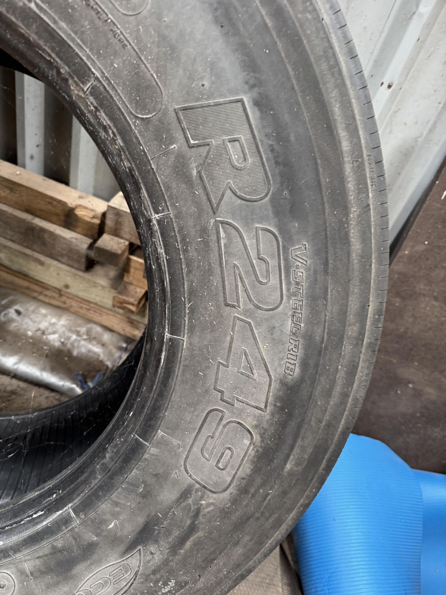 Pair Bridgestone R249 Truck Tyres, 385/65R 22.5 - Image 3 of 9