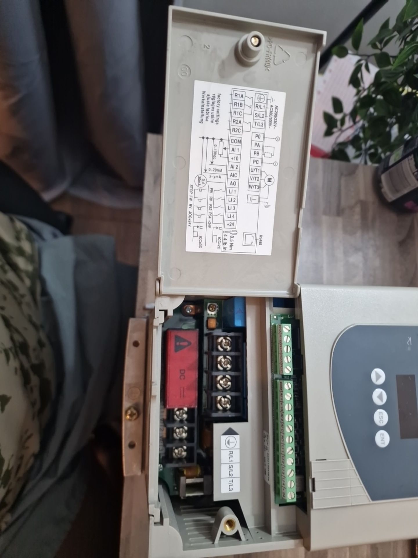 Schneider Electric Altivar28 ATV28HU18N4 Variable Speed Drive Frequency Inverter (Location: St - Image 3 of 21