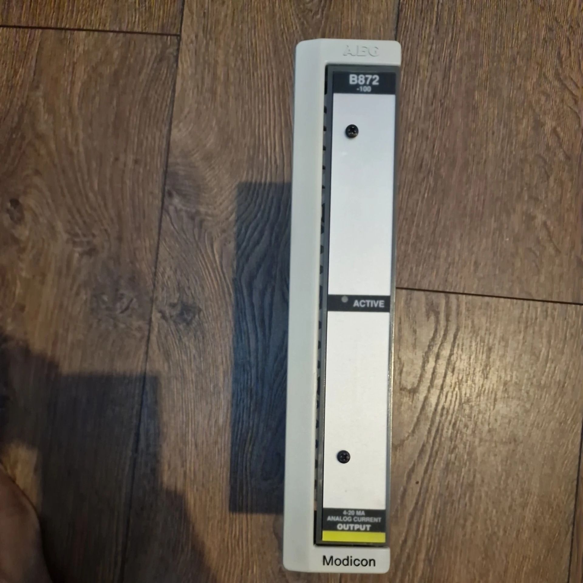 Schneider Electric Modicon AS-B872-100 Analog Output Module (Location: St Helens) - Image 2 of 9