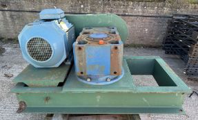 Rossi Motoriduttori frame mounted Mixer, ratio 19:9, with ABB 55kw 4-pole motor (Location: