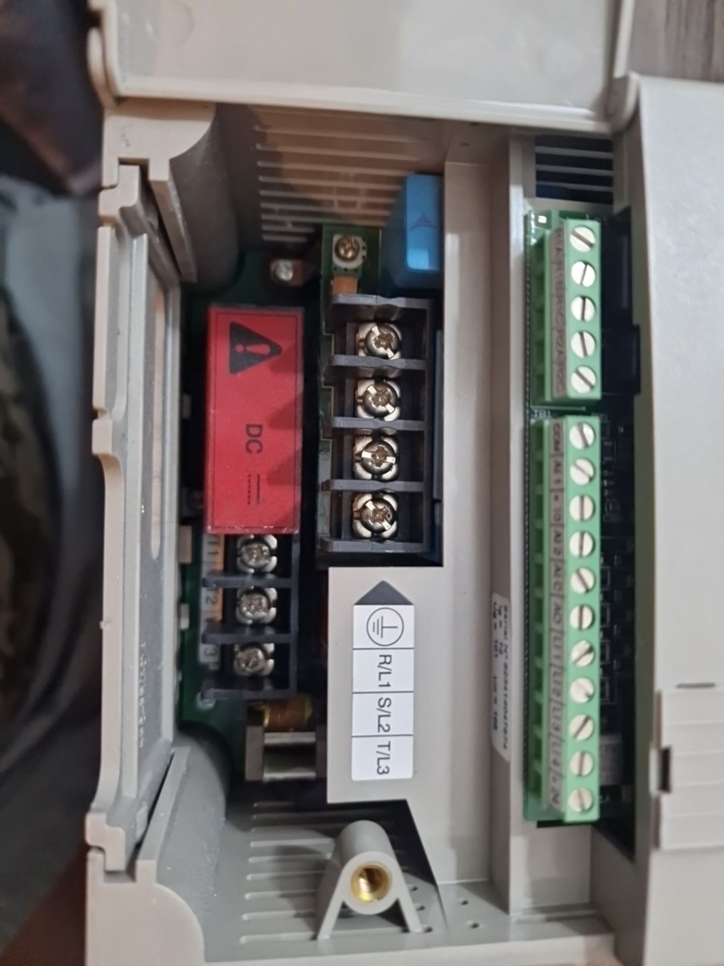 Schneider Electric Altivar28 ATV28HU18N4 Variable Speed Drive Frequency Inverter (Location: St - Image 4 of 21