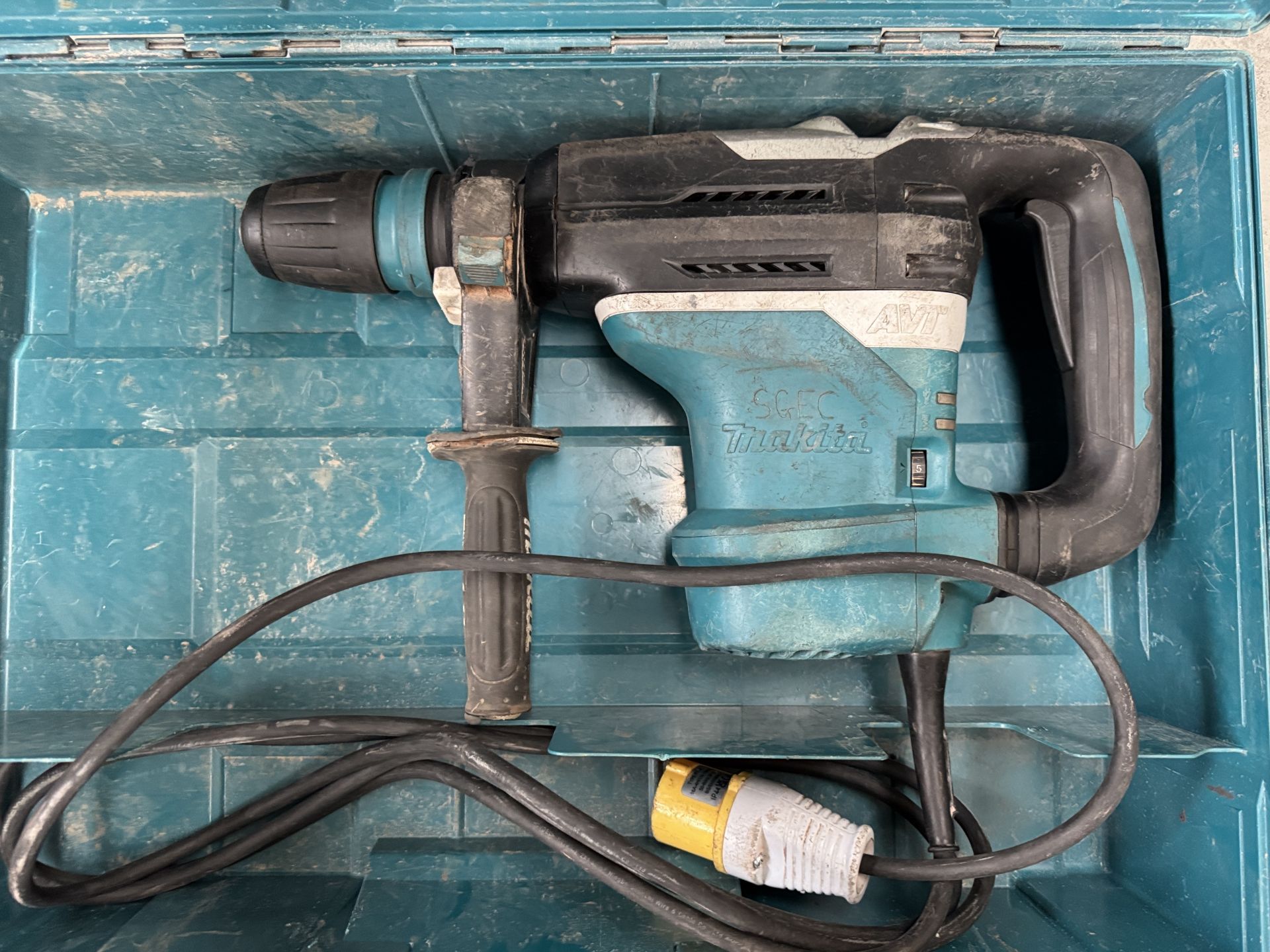 Makita HR4013C Rotary Hammer Drill, 110volts, with case