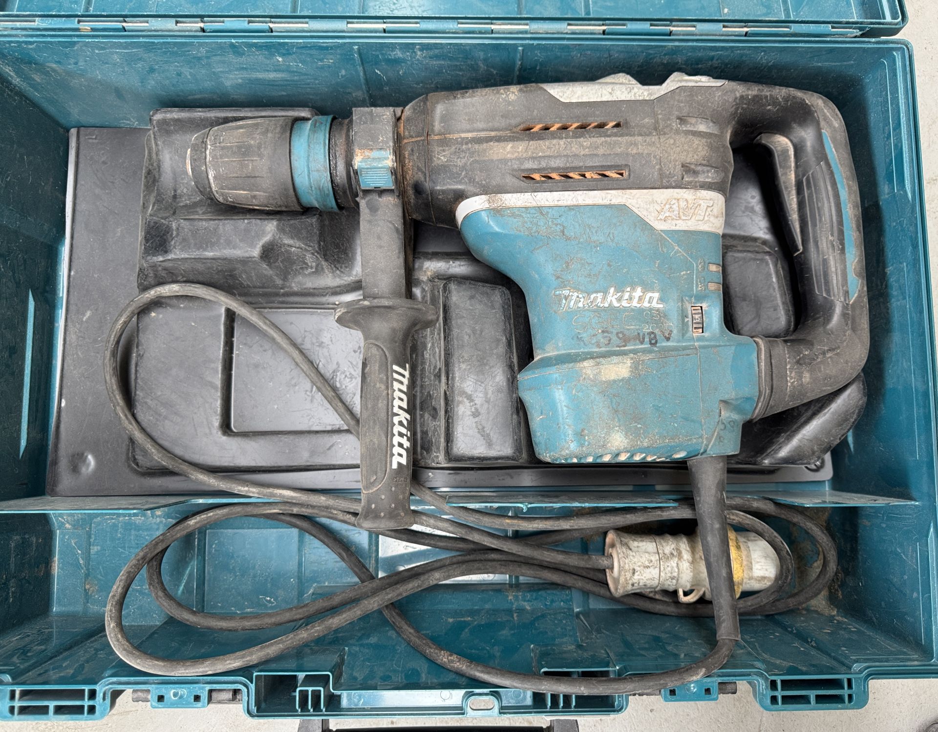 Makita HR4013C Rotary Hammer Drill, 110volts, with case