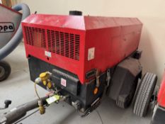 Doosan 731E single axle Trailer Compressor, max working pressure 8.6bar, year 2014, 1133hours