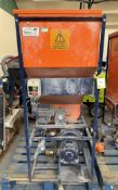 Instafibre Cavity Wall and Roof Insulation Blowing Machine, 240volts, with fan