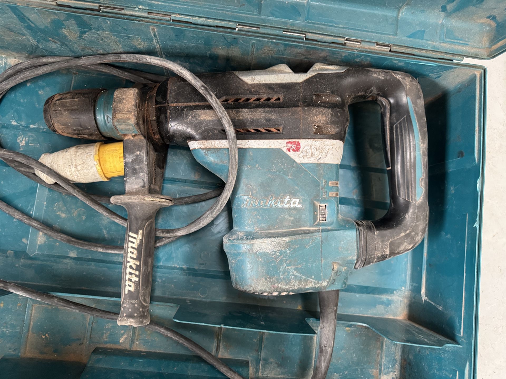 Makita HR4013C Rotary Hammer Drill, 110volts, with case