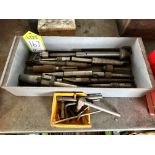 Quantity Morse Sleeves, Centre Tooling, Centre Cutters and Chuck Keys, to tray
