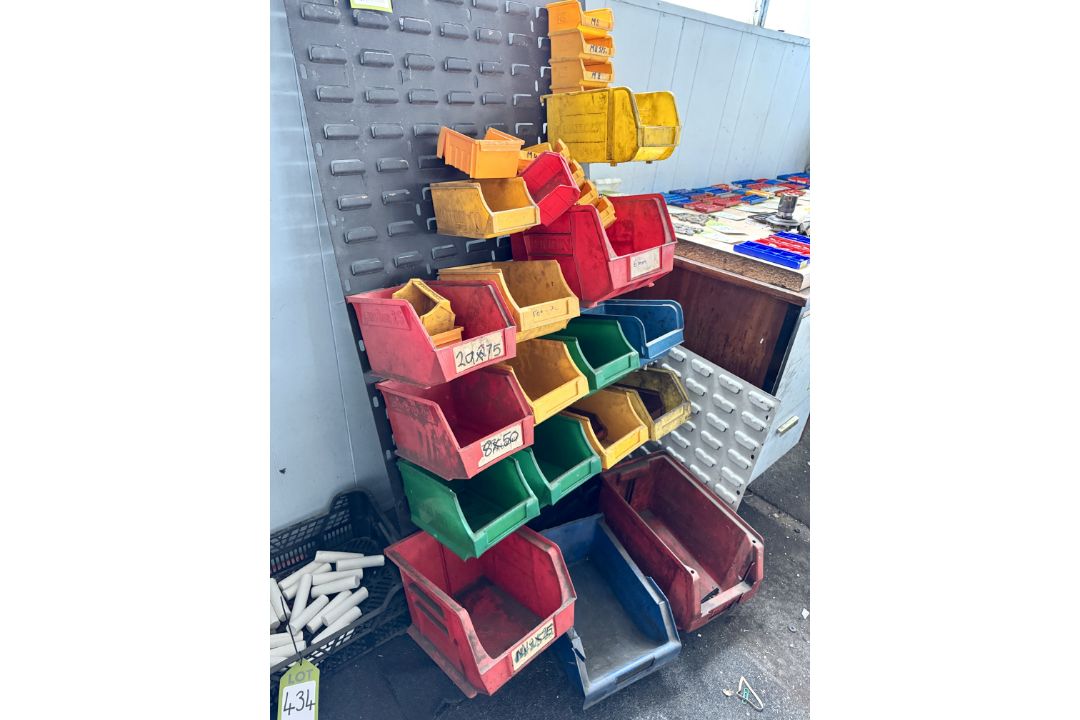 Lin Bin Rack with approx. 33 Lin Bins - Image 2 of 4