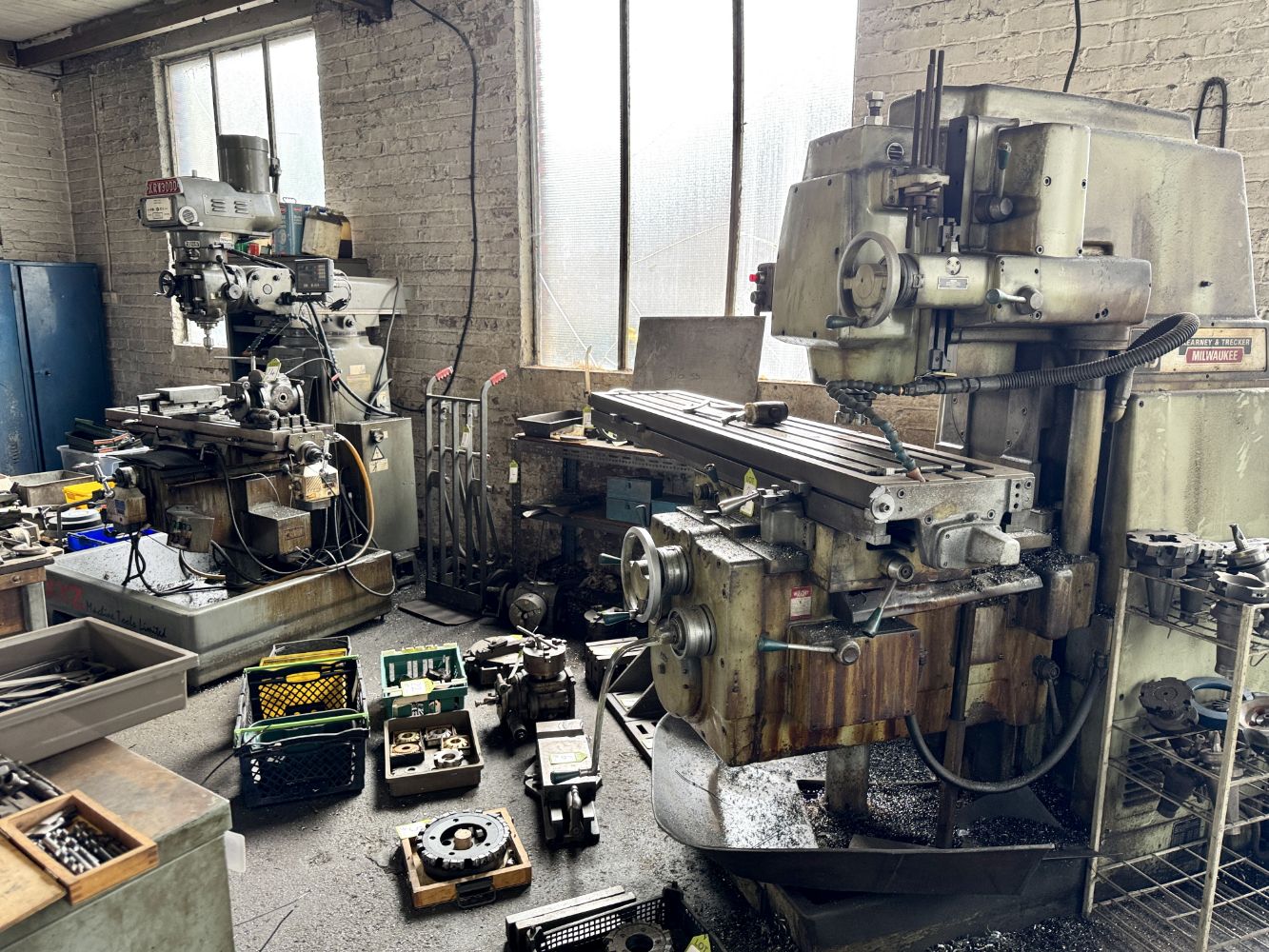 Over 800 Lots of Engineering Machine Tools, Tooling, Consumables, Compressors, and Containers from a Deceased Estate