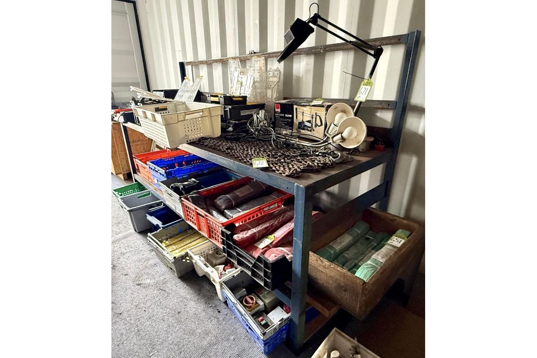 Steel Workbench, approx. 36in x 302in x 8ft - Image 3 of 6