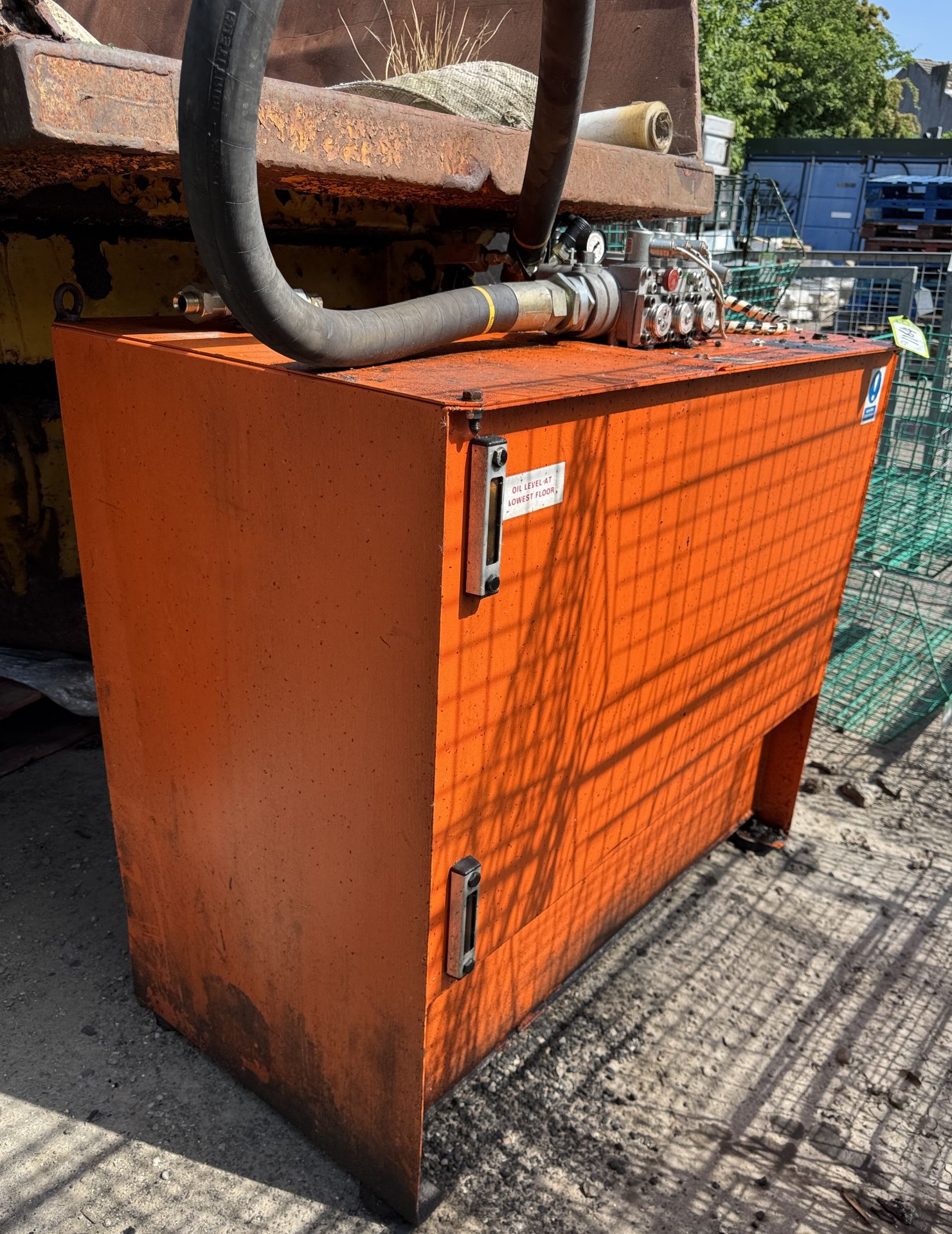 3-phase hydraulic Power Pack and Solenoid Valve Block, to run stone splitter, etc, approx. 44in x