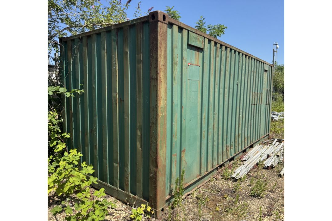 20ft Shipping Container - Image 2 of 9