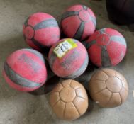 5 Lonsdale Medicine Balls, 3kg and 2 Lonsdale Medicine Balls