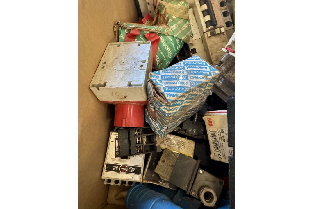 Quantity various Electrical Switches, Isolators, etc, to box - Image 2 of 5