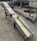 Schuma Pro-WA 1350/1600/300/S20 adjustable Inclined Conveyor, 240volts belt, 3000mm length, 940mm