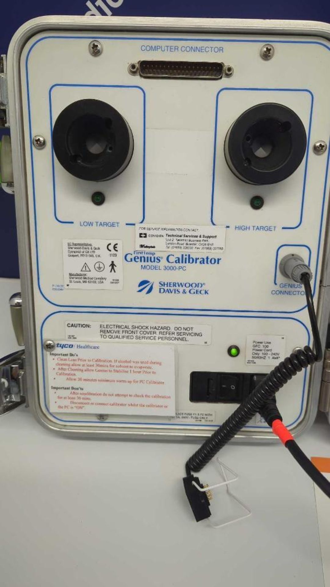 First Temp Genius Model 3000 PC Calibrator - Image 2 of 3