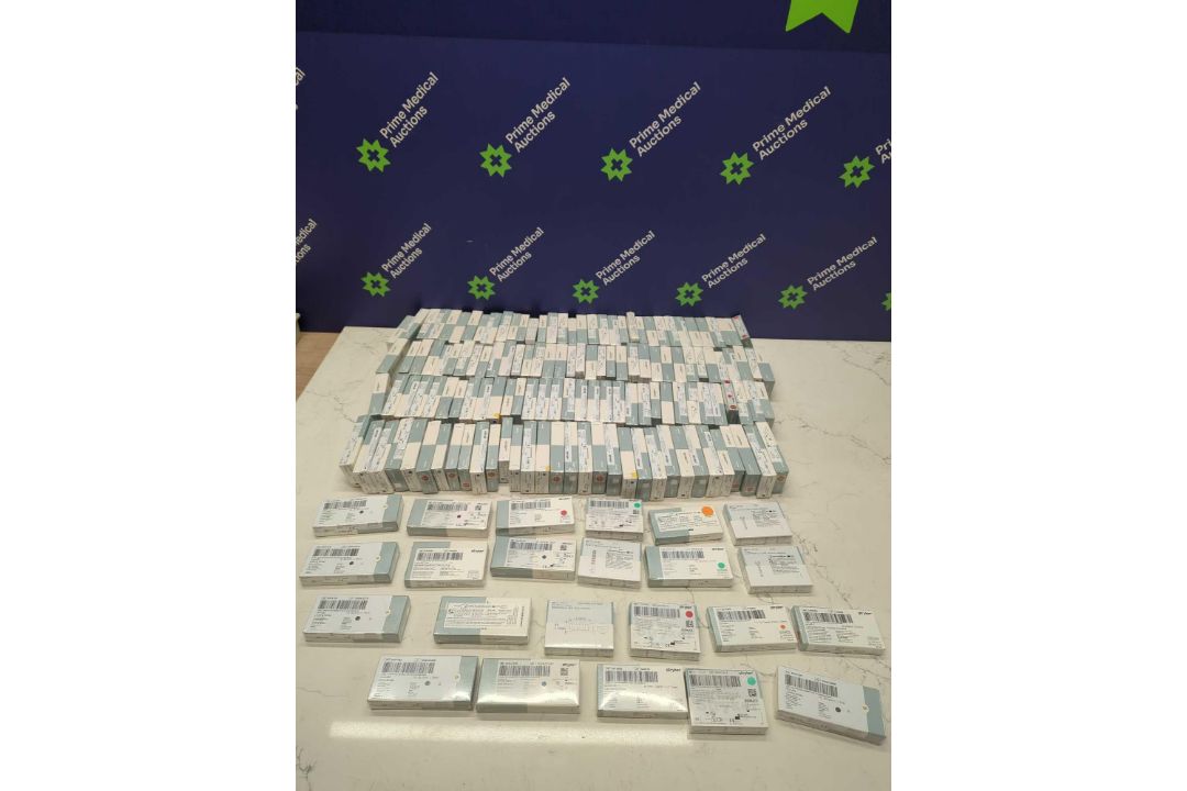 Job Lot of Stryker Bone Screws Including Cancellous Screws, Bone Screws and Locking Screws *Some in - Image 1 of 5