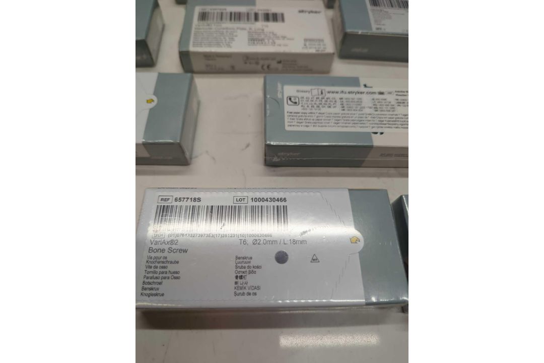Job Lot of Stryker Bone Screws Including Cancellous Screws, Bone Screws and Locking Screws *Some in - Image 4 of 5