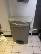 Trust pedal bin Note this lot has a lift out charge see charges in Important Sale infiormation