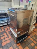Hoonved C60EPSPD undercounter dishwasher. Electronic control panel, dual-cycle programming, soft