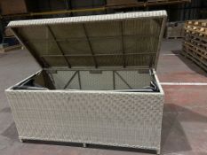 Bramblecrest Set B636 Chedworth Large Cushion Box including Liner - Sandstone Notes: Missing some