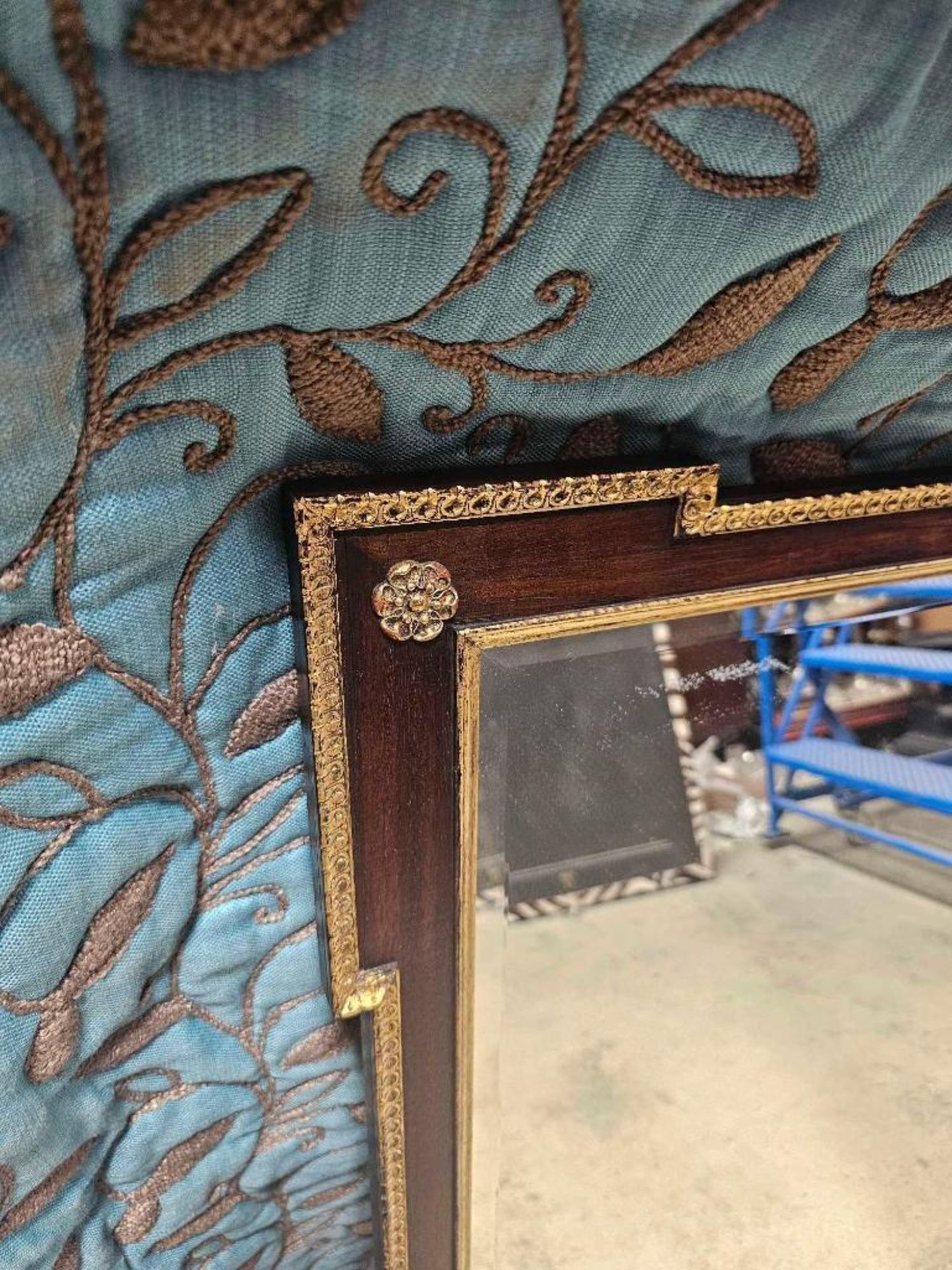 A rectangular walnut-framed accent mirror of Neoclassical influence, featuring a deep wood-grain - Image 3 of 4