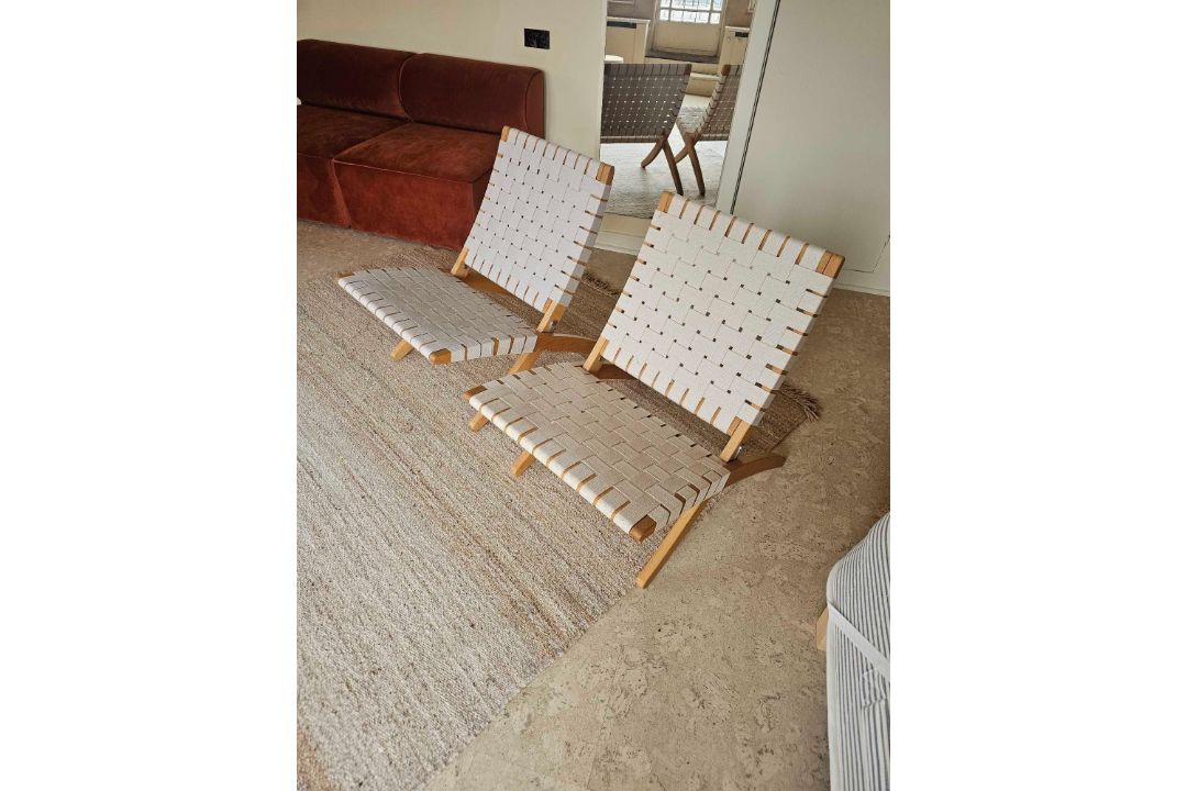A pair of  Lounge Chairs by Carl Hansen & Søn Designed by Morten Gøttler in 1997, the MG501 Cuba - Image 2 of 3