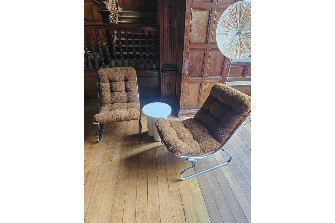 A Pair of 1970s-Style Chrome and Bouclé Sling Chairs, in the manner of Peter Hoyte. These chairs - Image 1 of 9