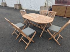 Bramblecrest Richmond 160 x 85cm Oval Folding Table with 6x Folding Chairs & Cushions Set Number