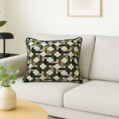 Luxury. Cushion (100% Feather Filled). High-end European styling from JAB Anstoetz, displaying an
