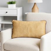 Luxury. (100% Feather Filled). Features a spectacular, high-contrast abstract animal motif woven