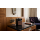 Ruark Audio R1 Mk4 Deluxe Bluetooth Smart Radio The R1 Mk4 model features a sleek, acoustically - Image 1 of 4
