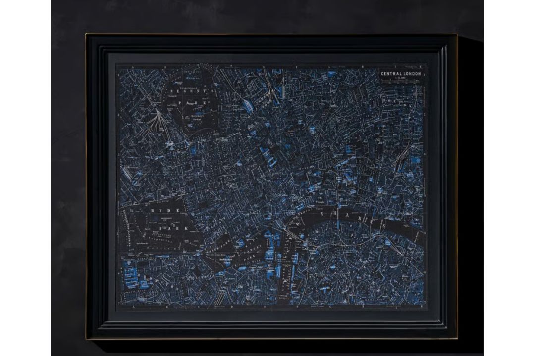 Timothy Oulton Savoy Maps London Art (109 x 90cm) The Timothy Oulton Savoy Maps London Art is a - Image 1 of 2