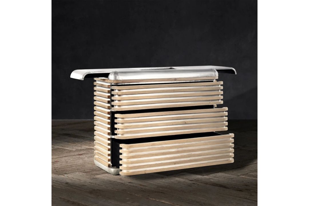 Timothy Oulton Castaway Large Chest in Aluminium Beached (120 x 51cm) is a coastal-inspired luxury - Image 1 of 5