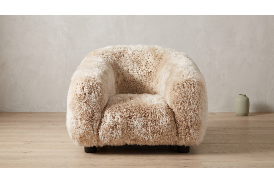Timothy Oulton Voskos Chair Named after the Greek word for "shepherd," the Timothy Oulton Voskos - Image 1 of 2