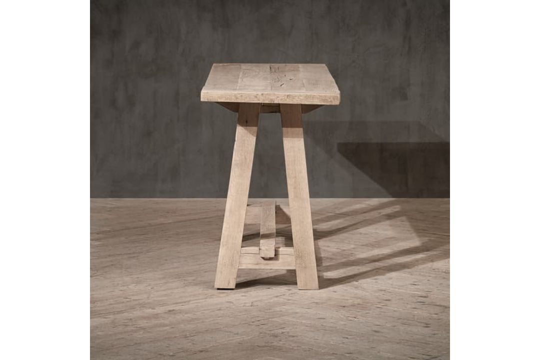 Timothy Oulton Bridge Oak Console Table (180 x 52cm) in Light Natural Oak is a masterfully - Image 2 of 4