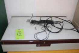 LIGHT BOX 15" X 24"