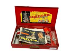 VINTAGE 1930'S ERECTOR BUILDING SET AND LOOSE PIECES
