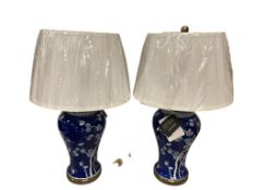 NEW PAIR OF SAFAVIEH ARTISAN CRAFTED BULBOUS COABLT AND WHITE PORCELAIN TABLE LAMPS