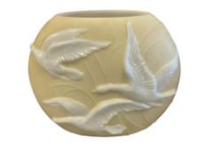 1930'S ART DECO PHOENIX / CONSOLIDATED GLASS CO. YELLOW AND IRIDESCENT WHITE GEESE SCULPTED VASE