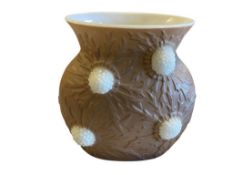 1930'S ART DECO PHOENIX CONSOLIDATED GLASS SCULPTED JEWEL THISTLE VASE FEATURING WHITE ON BROWN