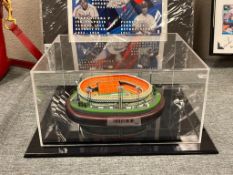 THE DANBURY MINT COLD CAST RESIN CANDLESTICK PARK HME OF THE SAN FRANCISCO 49ERS STADIUM MODEL