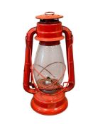 VINTAGE WINGED WHEEL NO. 500 METAL OIL LANTERN